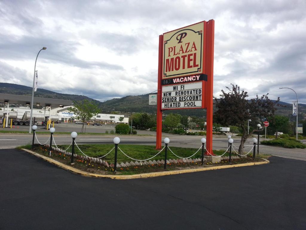 Plaza Motel Penticton Exterior photo